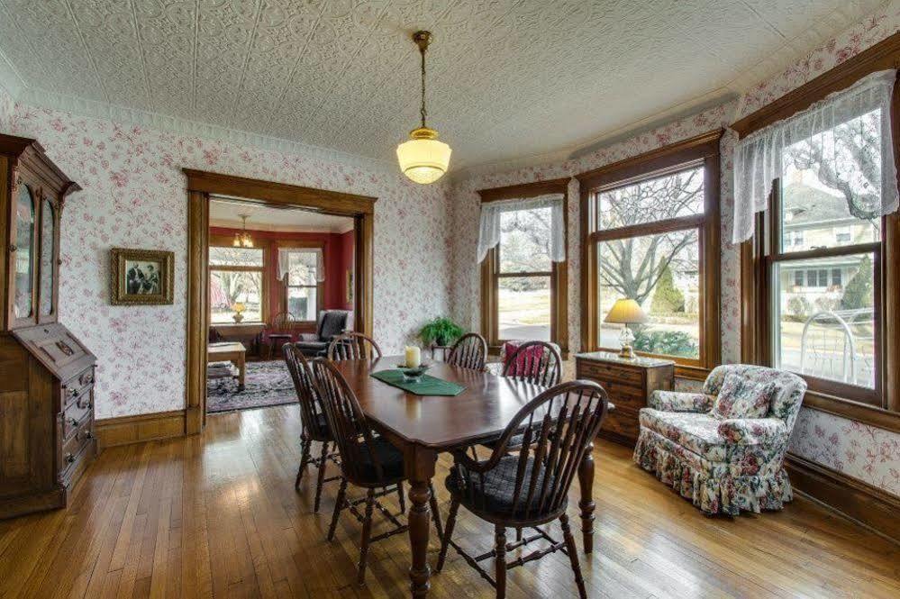 Harrison House Bed & Breakfast Naperville Kültér fotó